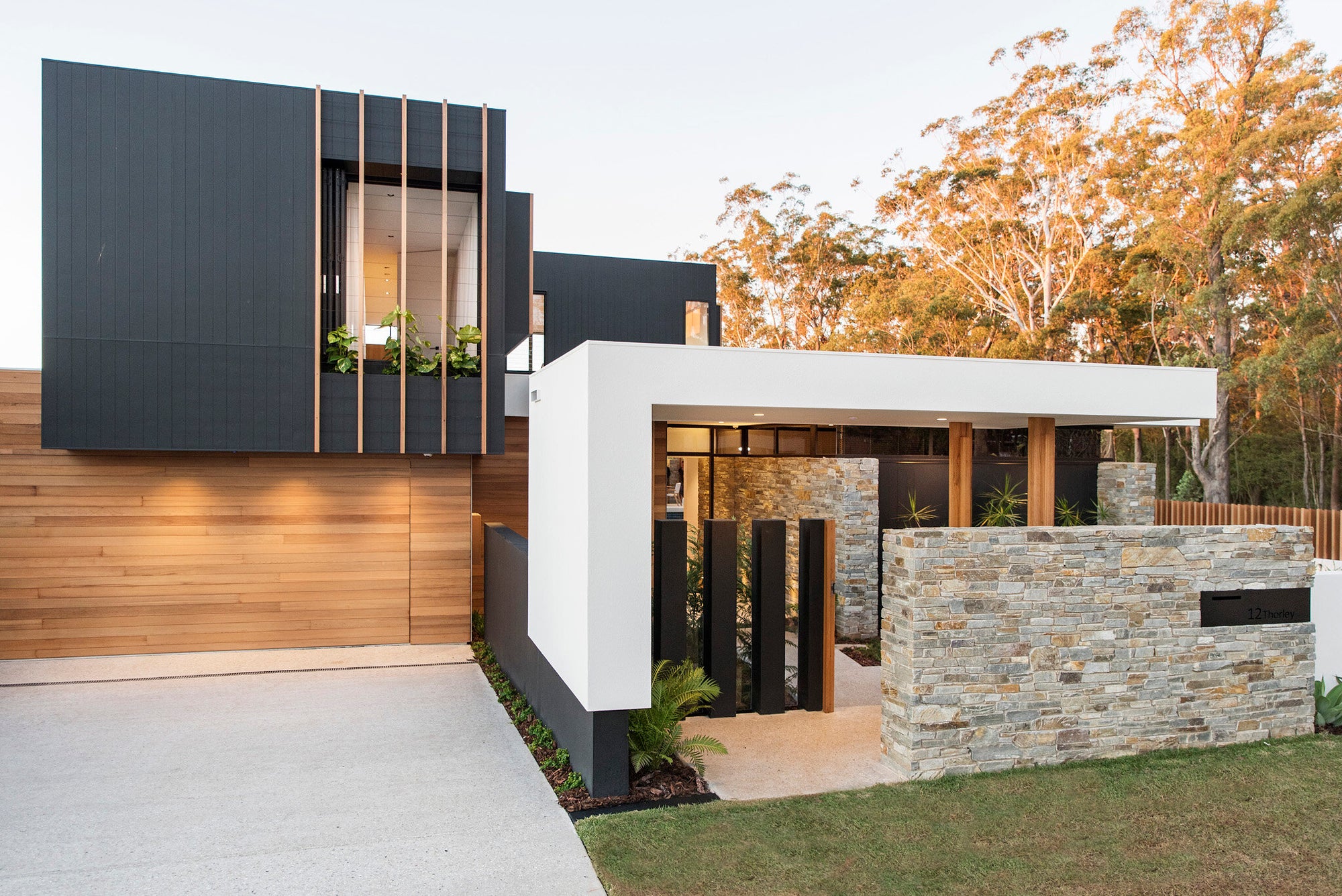 Dry Stack Ledgestone - Architessa