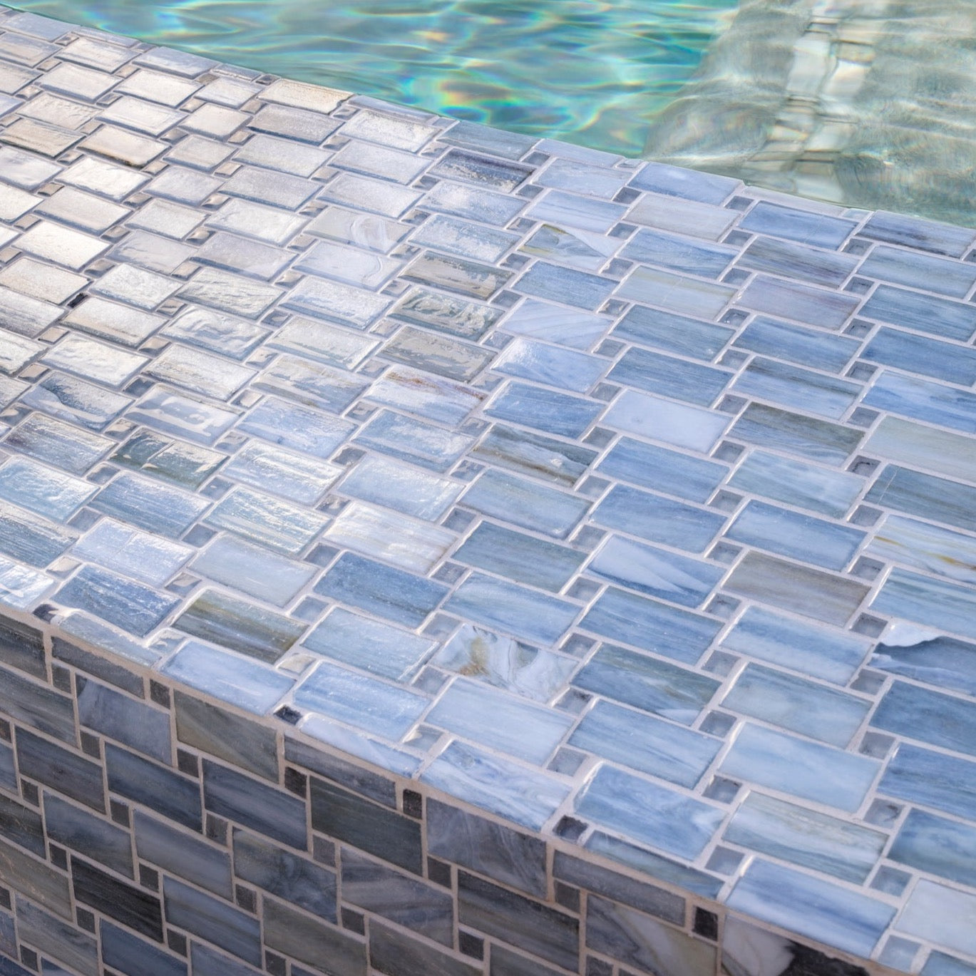 Tommy Bahama - Architessa